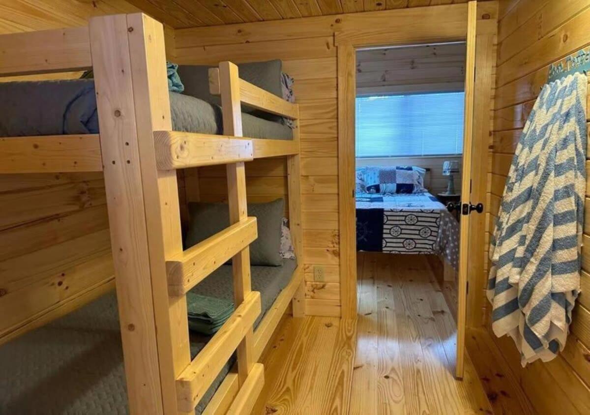 Get-Away Cabin In Surf City W Loft And Parking Zewnętrze zdjęcie